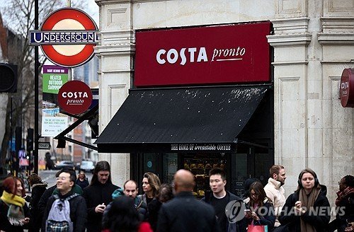 영국 런던의 코스타 커피 매장. (출처=연합뉴스)