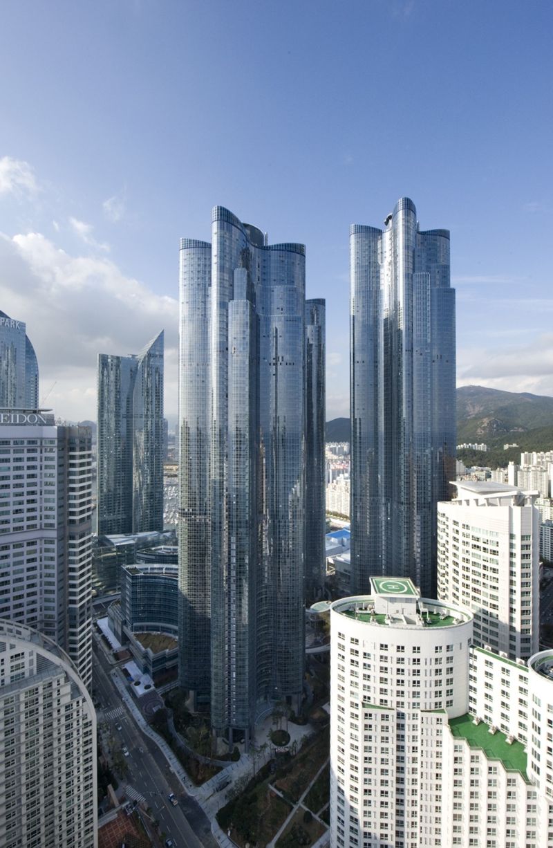 "한 직장서 500번째 월급...직원 15명에서 750명으로 늘어"