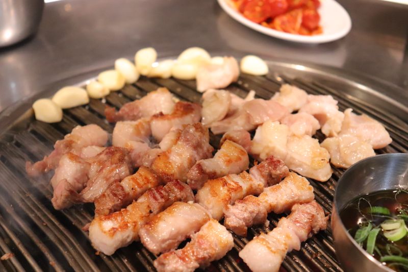 제주산이 아니었어?…원산지 속여 판 식당 무더기 적발