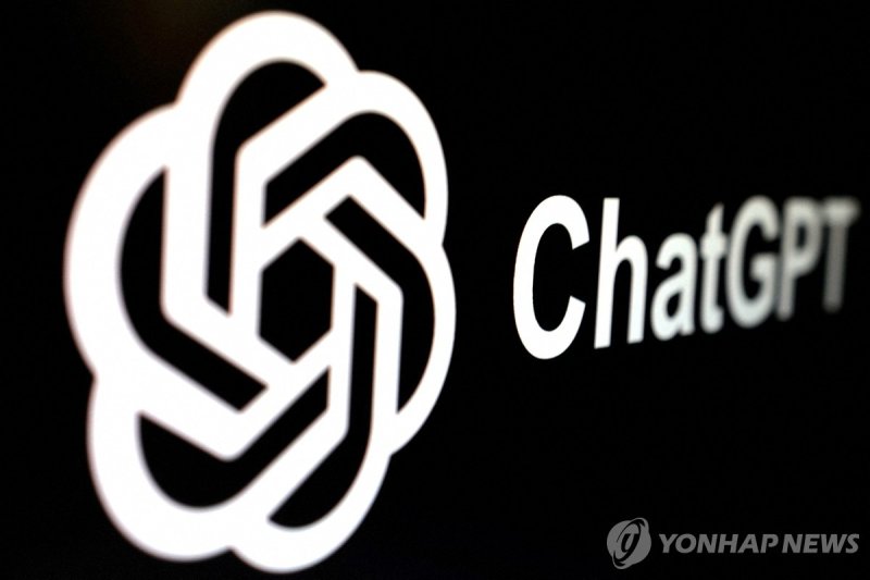 “챗GPT, 10대 아들 죽음으로 내몰아…고소장 받은 오픈AI 반응은