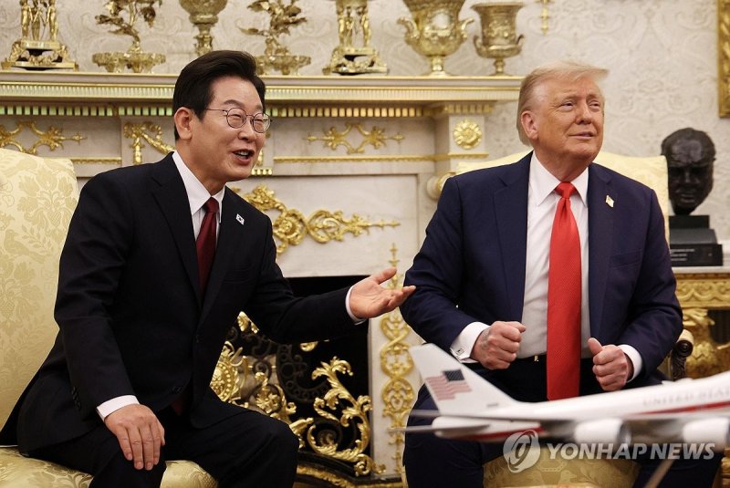 한·미 대통령, 정상회담 (출처=연합뉴스)