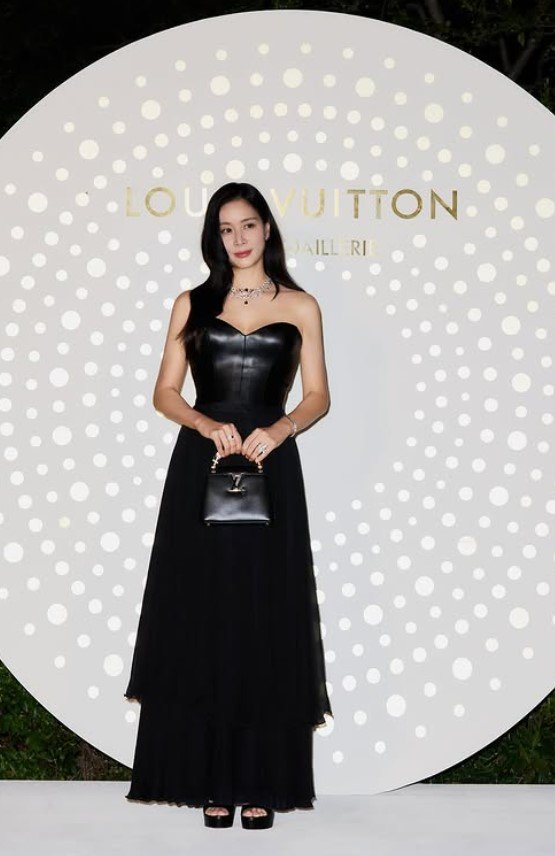 고소영 완벽 드레스 자태…♥장동건 반할 수밖에