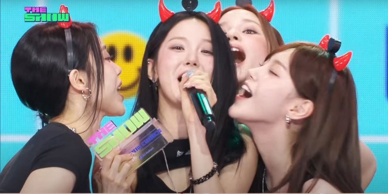 케플러, 컴백하자마자 '더쇼' 1위 영은아 보고 싶어 감동 소감