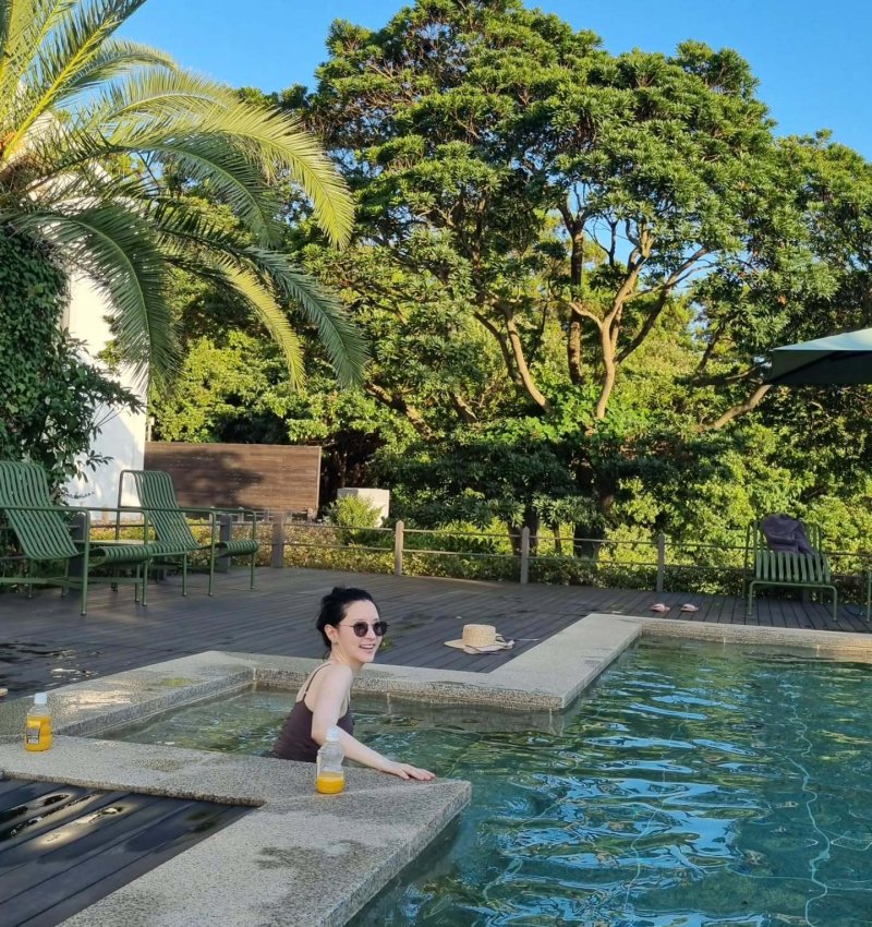 54세 이영애, 수영복 입고 여유로운 휴가…미소 폭발 [N샷]