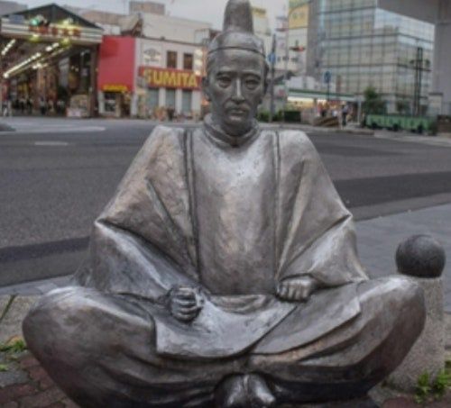 해당 장소에는 도요토미 외에도 다른 일본 영웅 동상이 있었다고 한다. 사진은 기존 도요토미 히데요시 동상. [사진=X 갈무리]