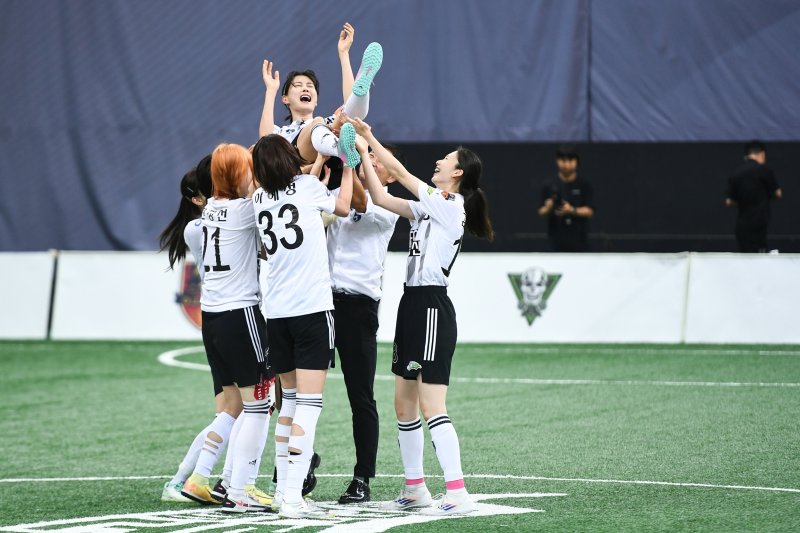 [단독] 이현이 "마시마 상대 똘똘 뭉쳐…구척장신, 모두의 우승"(인터뷰)