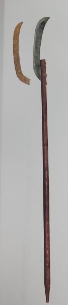 김해 대성동고분군 23호 고분에서 출토된 가야곡도 유물(왼쪽)과 재현품.(김해시 제공. 재판매 및 DB금지)