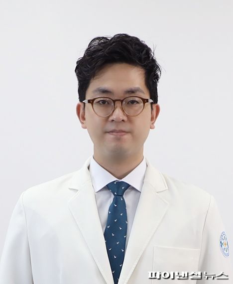 이근호 원장 (바른세상병원 척추센터 /정형외과 전문의). 바른세상병원 제공