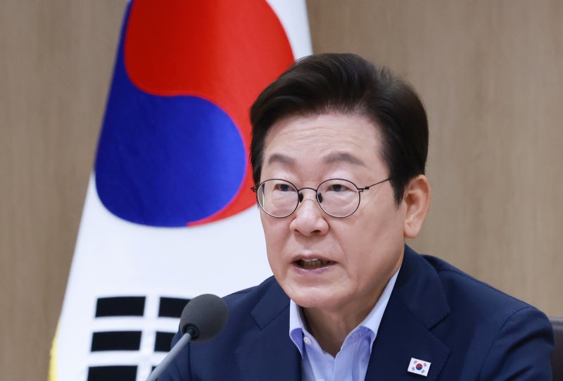 [서울=뉴시스] 고범준 기자 = 이재명 대통령이 29일 서울 용산 대통령실 청사카지노 바카라 열린 제39회 국무회의(임시)카지노 바카라 발언하고 있다. (대통령실통신사진기자단) 2025.08.29. bjko@newsis.com