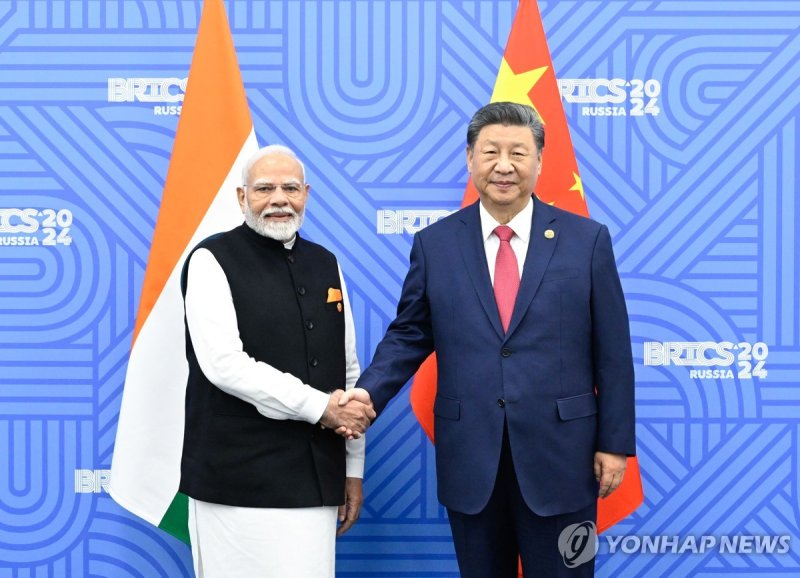 시진핑 중국 국가주석과 나렌드라 모디 인도 총리 (출처=연합뉴스)