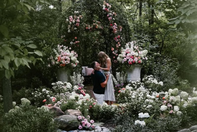 '약혼 발표' 테일러 스위프트, 켈시와 함께 미식축구 경기 관람 [뉴시스Pic]