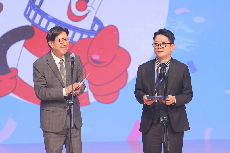 '부코페' 김준호, ♥김지민과 신혼생활? 행복하쟈나 [N현장]