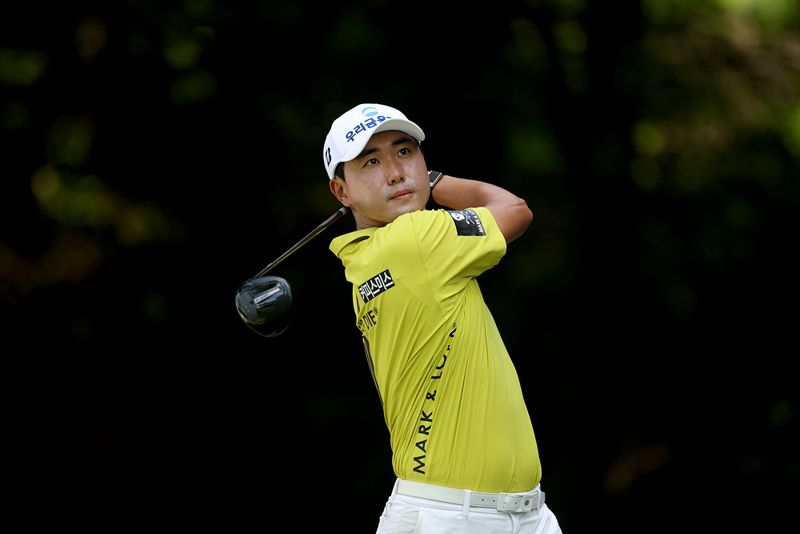 조우영이 동아회원권그룹 오픈 3R 18번홀에서 앨버트로스를 기록했다.KPGA 제공