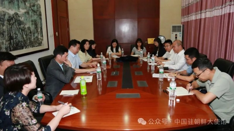 中학자들, 김일성종합대 초청 방북…