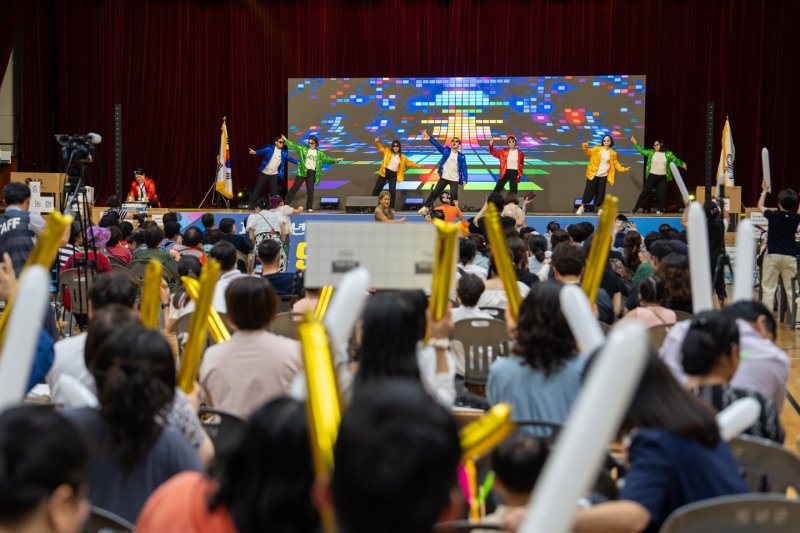 [증평=뉴시스] 충북 증평군 '제22주년 군민의 날 기념 주민화합행사' 현장 (사진= 증평군 제공) 2025.08.30. photo@newsis.com *재판매 및 DB 금지