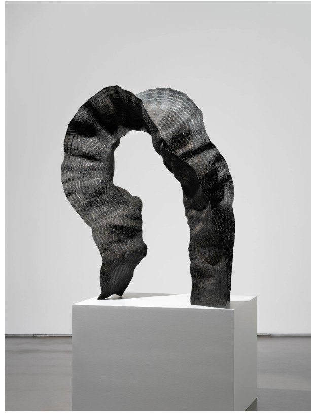 John Pai Risen, Fallen, Walken, 1987 Welded steel 120 × 109 × 54 cm 47.3 × 42.9 × 21.3 inches *재판매 및 DB 금지