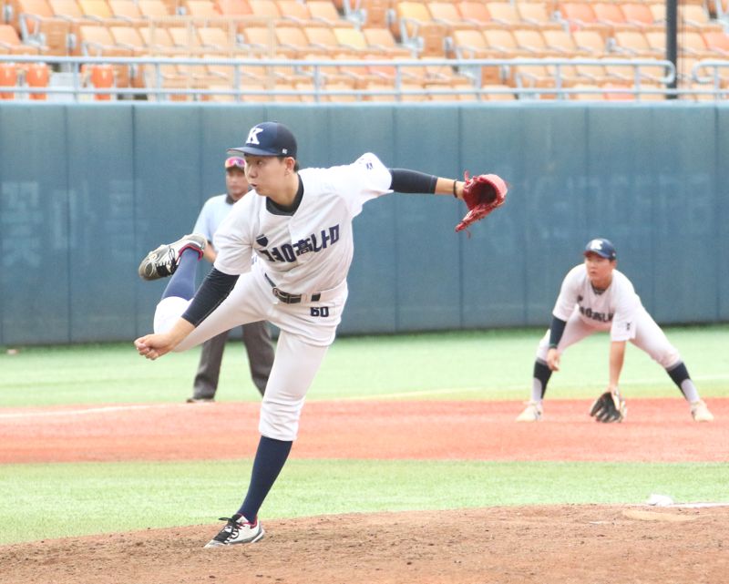 이호민 끝내기 2루타! 초록 봉황 품은 경남고, 27년 만에 다관왕 꿈 이뤘다