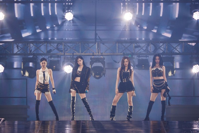 에스파 단독 콘서트 '싱크 : 액시스 라인'(SYNK : aeXIS LINE) (출처=연합뉴스)