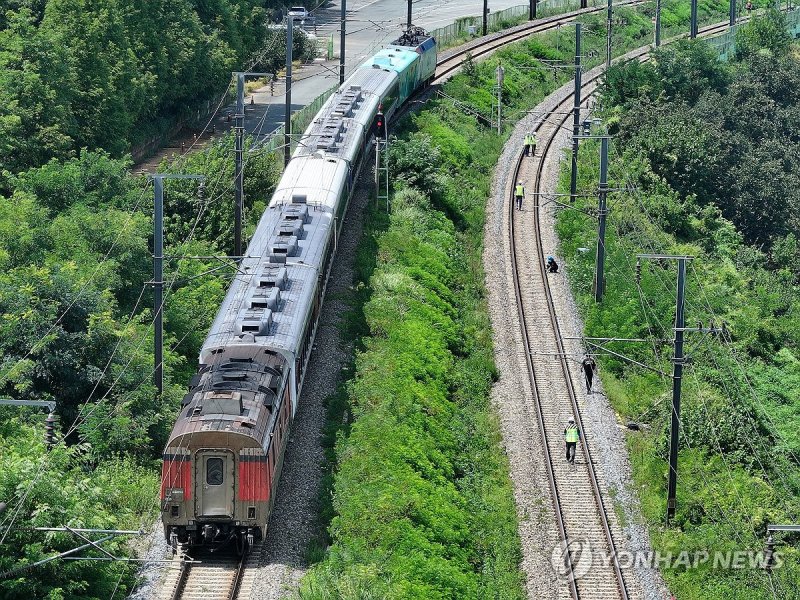 청도 열차사고 유관기관 합동 감식 (출처=연합뉴스)