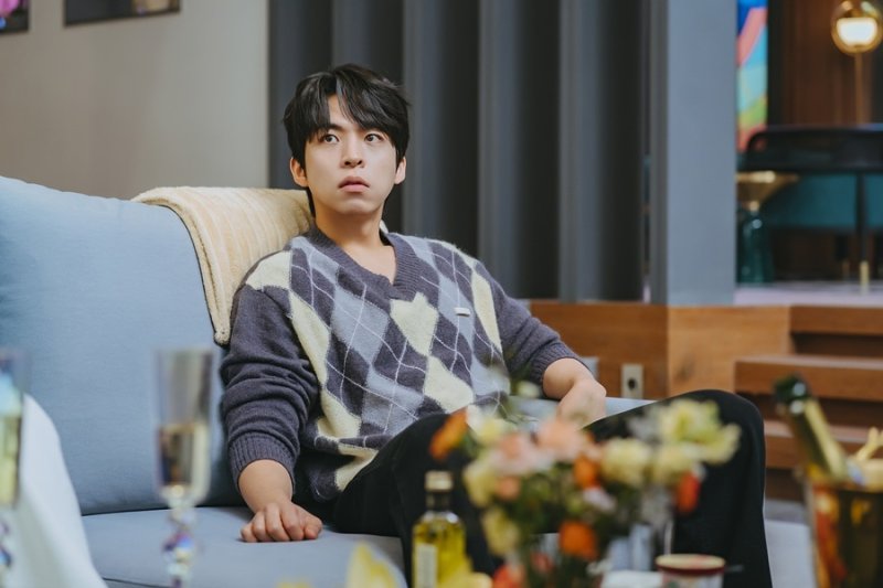 더 큰 책임감 박민영, 글로벌 흥행 넘본다…케이퍼 코믹물 '컨피던스맨'(종합)