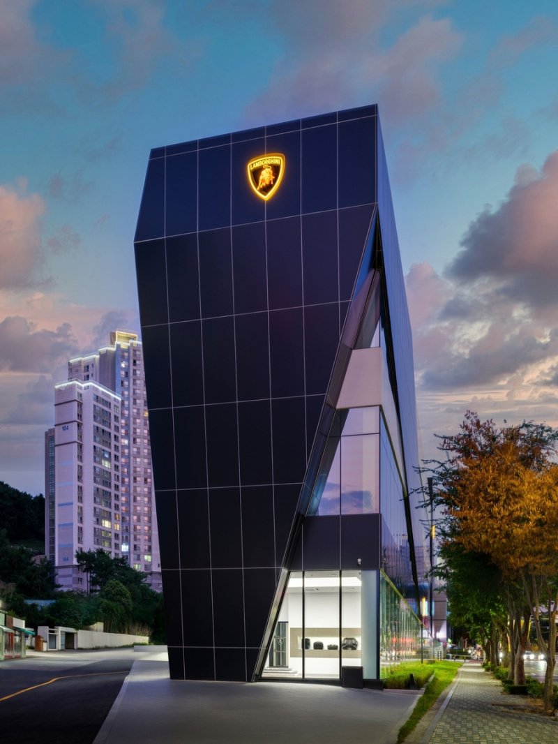 람보르기니 부산 전시장 전경 (출처=연합뉴스)