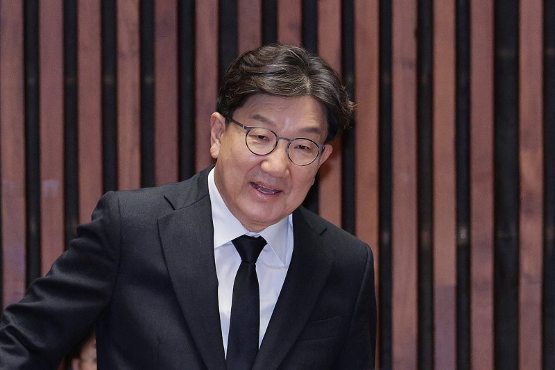 권성동 국민의힘 의원이 1일 오후 서울 여의도 국회에서 열린 의원총회에 참석하고 있다. 2025.9.1/바카라 베팅1 ⓒ News1 신웅수 기자