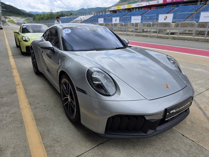 또 한번 엑셀을 밟고 싶은 차"…포르쉐 911 GTS[시승기] - 파이낸셜뉴스