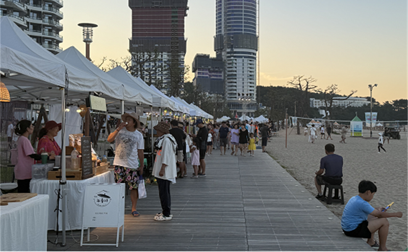 양양 낙산해수욕장 비치마켓. 강원자치도 제공