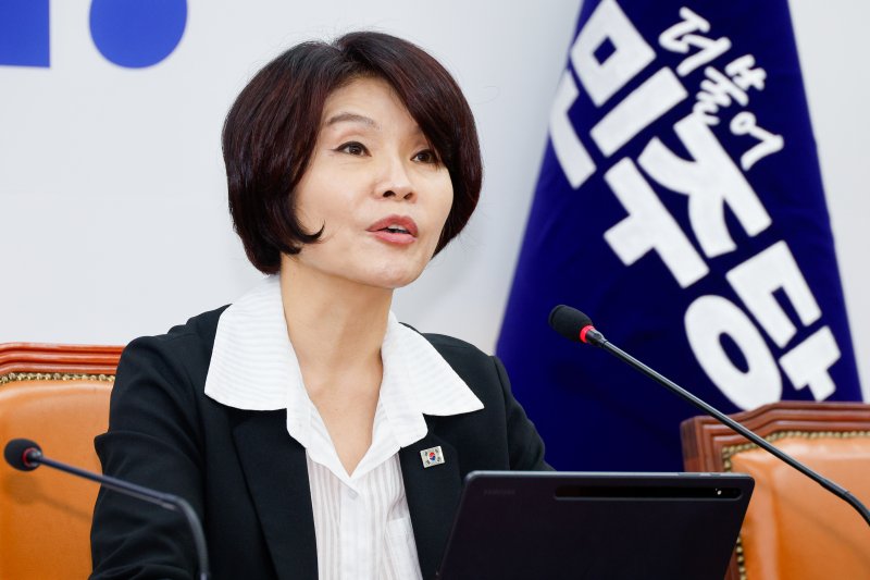 한정애 더불어민주당 정책위의장. 뉴스1