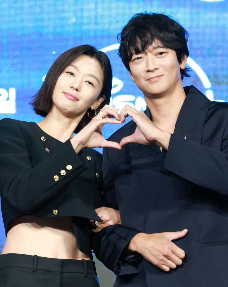 '북극성' 강동원 전지현 매력에 흠뻑 빠져, 진짜 멋지더라 [N현장]