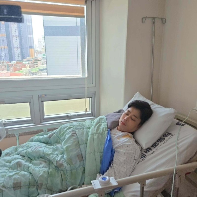 '김정화♥' 유은성, 뇌암 투병 중 긴급 수술 어깨뼈 깎아내