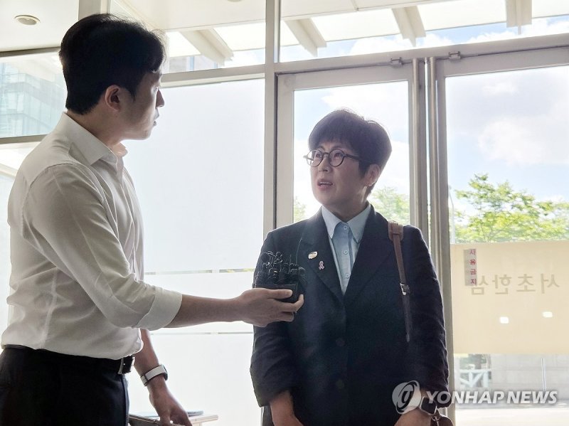 특검 향하는 박진 전 인권위 사무총장 (출처=연합뉴스)