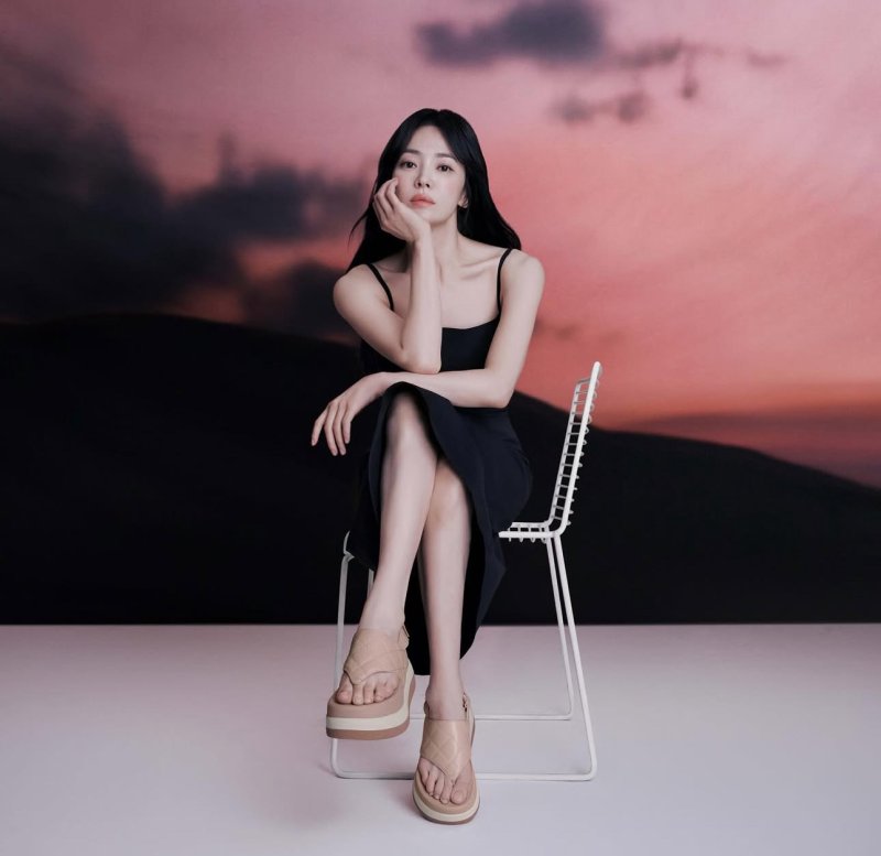 [서울=뉴시스] 배우 송혜교. (사진=송혜교 인스타그램 캡처) 2025.09.02. photo@newsis.com *재판매 및 DB 금지