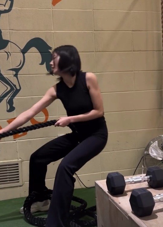 권은비 '워터밤 여신' 이유있었네…운동으로 만든 몸매 [N샷]