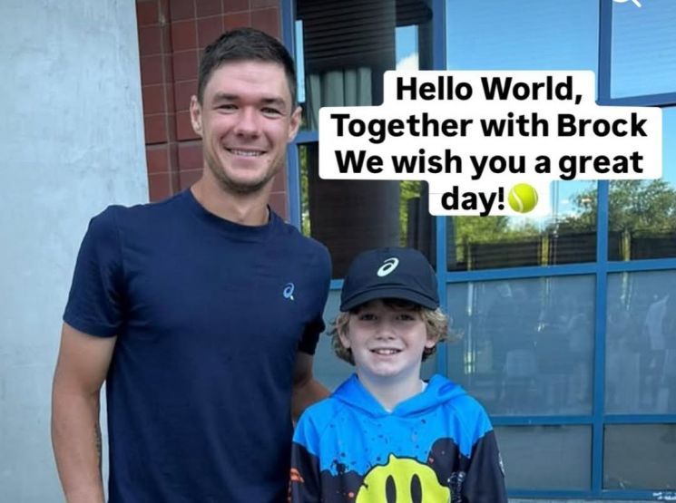 꼬마팬 모자 가로챈 억만장자 네가 느려서.. 억지 부리더니