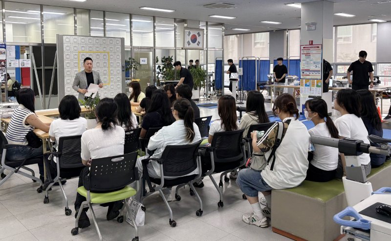 [광주=뉴시스] 해시 게임 바카라 해시 게임 바카라과학연구원이 2025세계양궁선수권대회를 앞두고 K-해시 게임 바카라과학 지원 준비교육을 하고 있다. (사진=시체육회 제공) photo@newsis.com *재판매 및 DB 금지