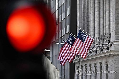 신뢰 잃는 글로벌 국채…금값 사상 첫 3천600달러 돌파(종합) (출처=연합뉴스)