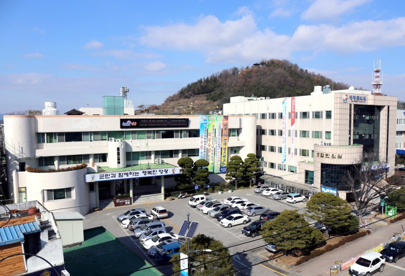 전남 영광군청 전경.(영광군 제공) 2017.7.22/뉴스1