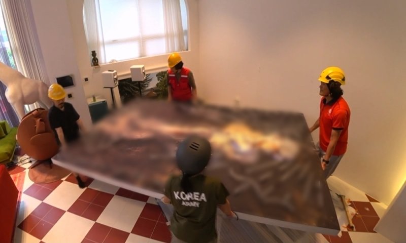 "여기가 국중박"…박나래 웨딩화보→대형 작품 '나프로디테' 재탄생