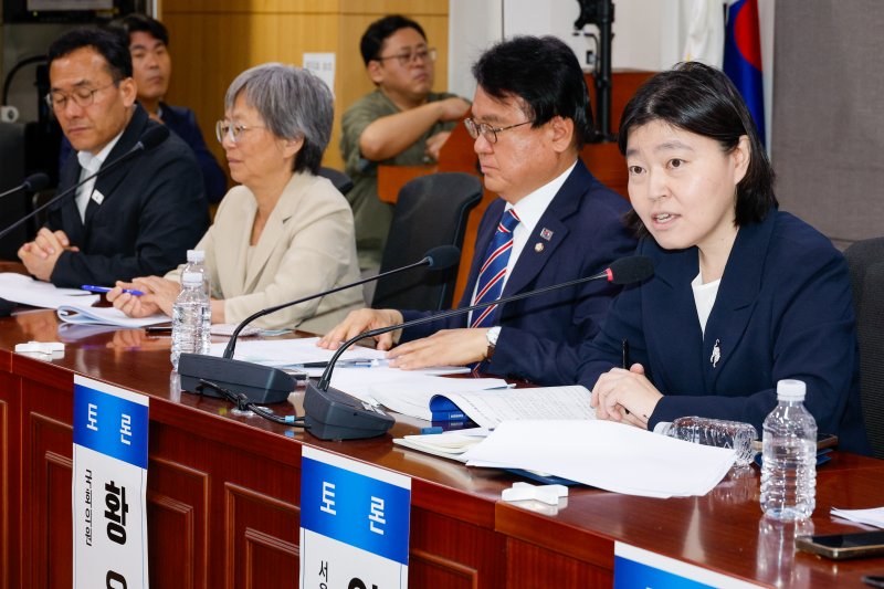 임은정 서울동부지방검찰청 검사장이 29일 서울 여의도 국회의원회관에서 열린 검찰개혁 긴급 공청회 '검찰개혁의 쟁점은 무엇인가? - 국민이 바라는 검찰개혁의 속도와 방향'에서 발언하고 있다. 2025.8.29/뉴스1 ⓒ News1 안은나 기자