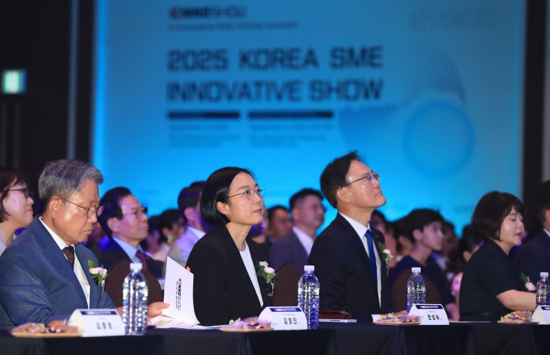 지난 4일 오후 제주 서귀포시에서 '2025 중소기업 기술·경영 혁신대전'이 열린 가운데 홍천 대표 기업인 세준에프앤비가 중기부 장관상을 수상했다. 뉴시스