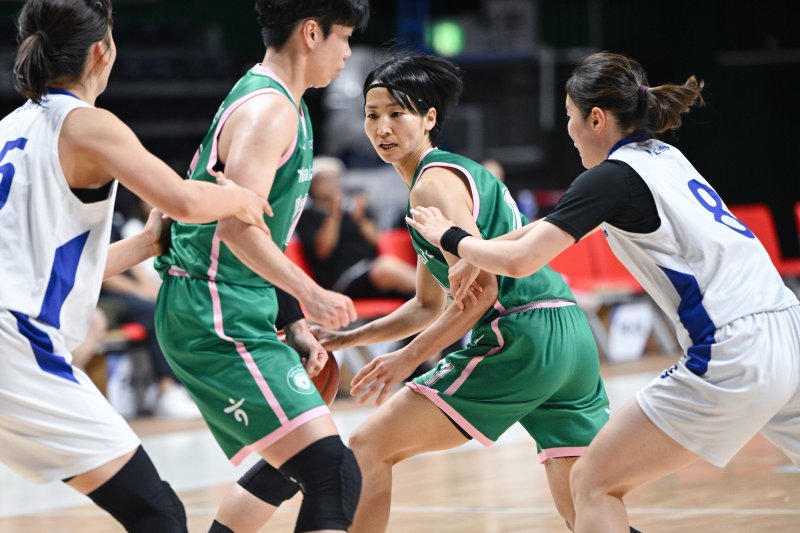 [서울=뉴시스] 여자프로농구 부천 하나은행의 이이지마 사키. (사진=WKBL 제공) *재판매 및 DB 금지