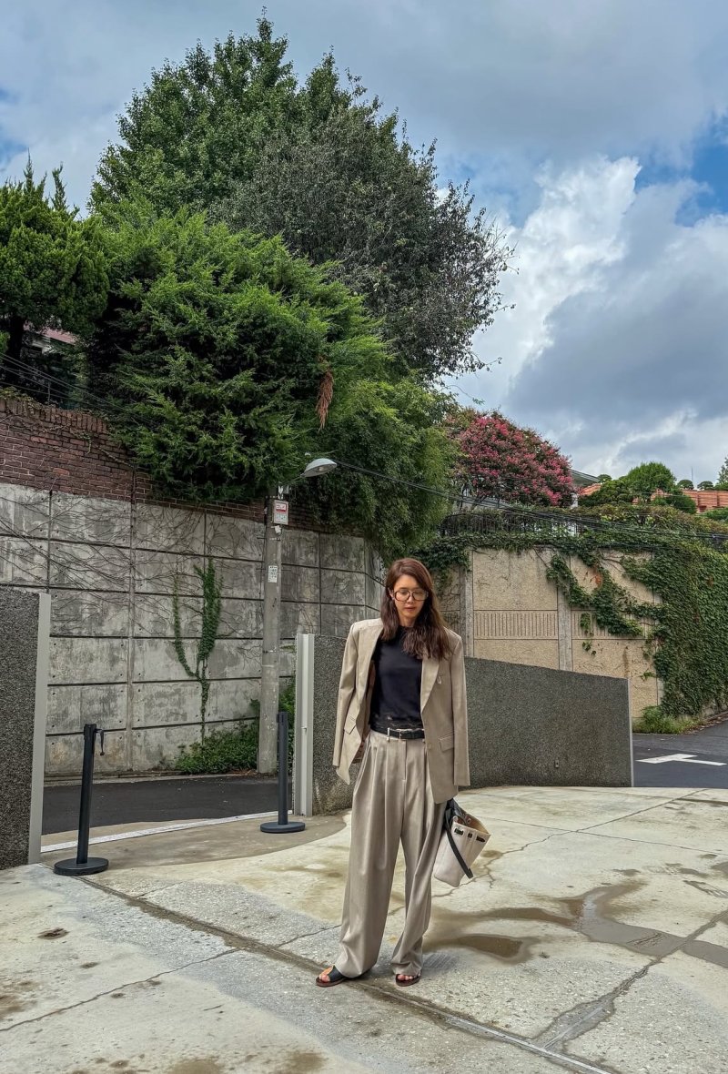 채정안 민낯&middot;안경 조합 완벽 소화…여유로운 근황