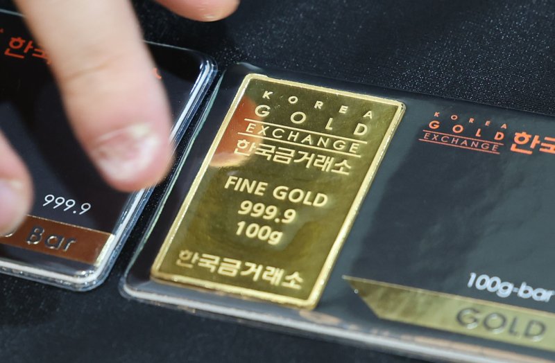 1억6000만원어치 골드바 뺏어 달아난 휴학생의 황당 발언 "달리기가..."