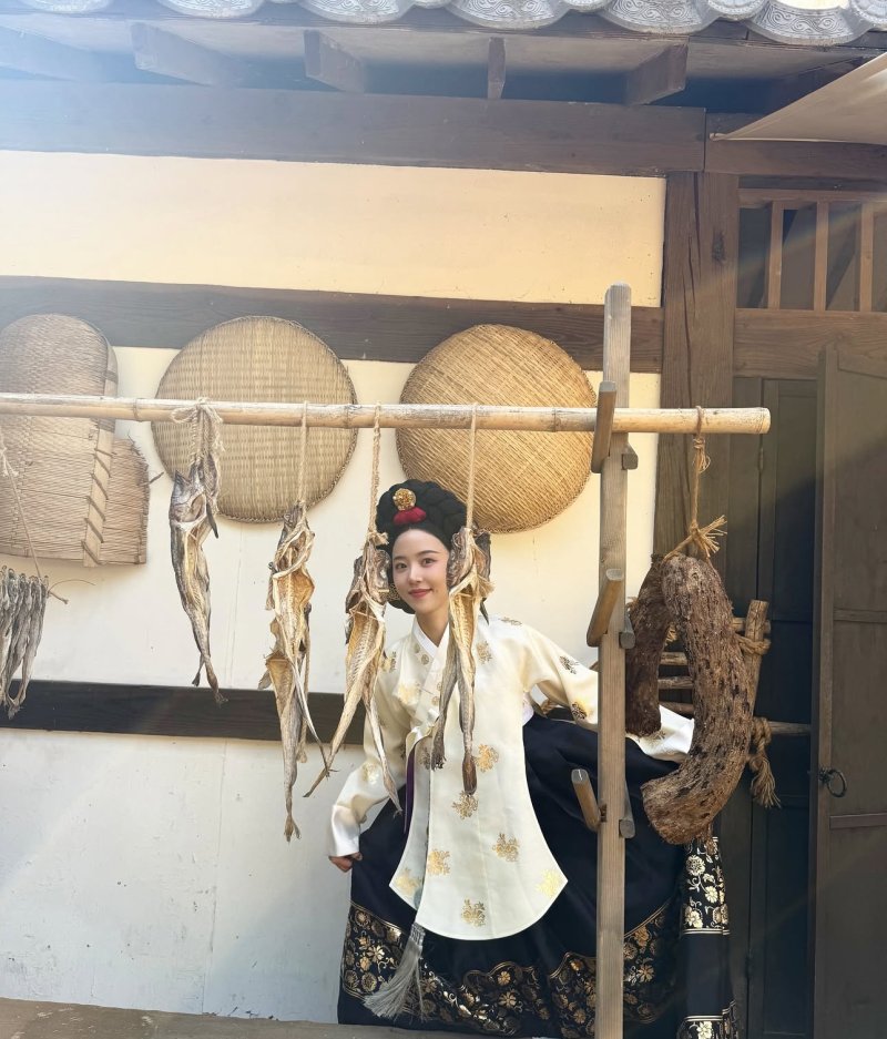 강한나, 한복 입고 밝은 미소 '심쿵'