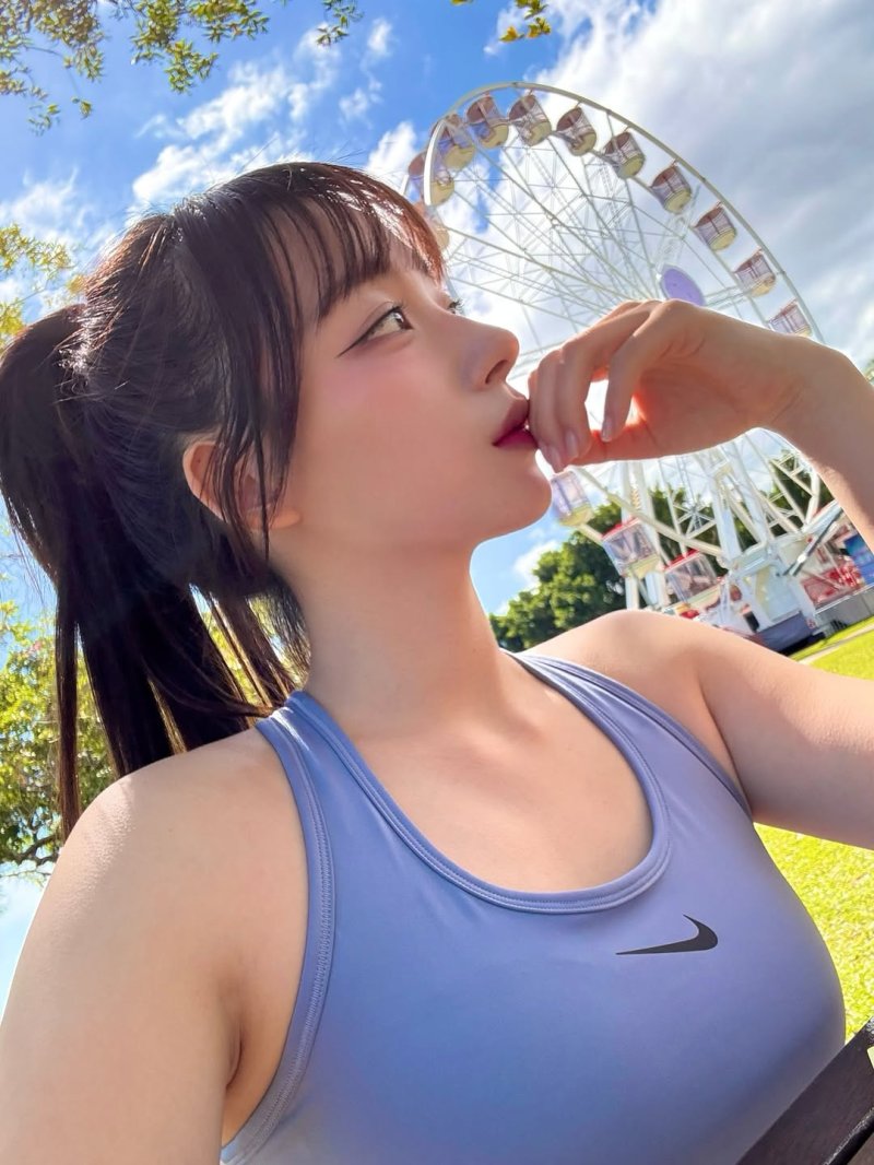 치어리더 하지원, 딱 붙는 레깅스…치명적 '11자 복근'