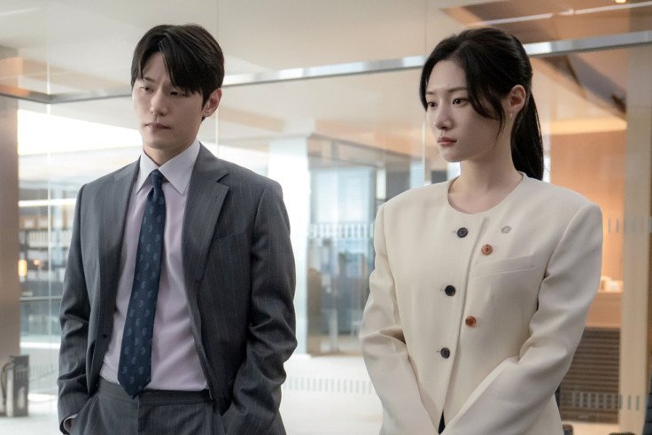 '에스콰이어' 이진욱, 전처 남편 이상엽과 대립…정채연 지원 사격