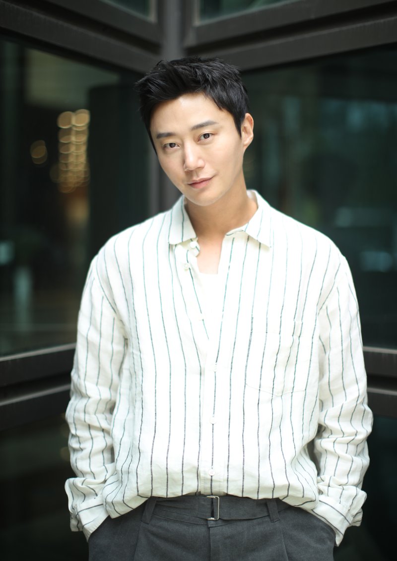 한은성, 결혼 깜짝 발표 오랜 연애 끝 소중한 사람과 결혼