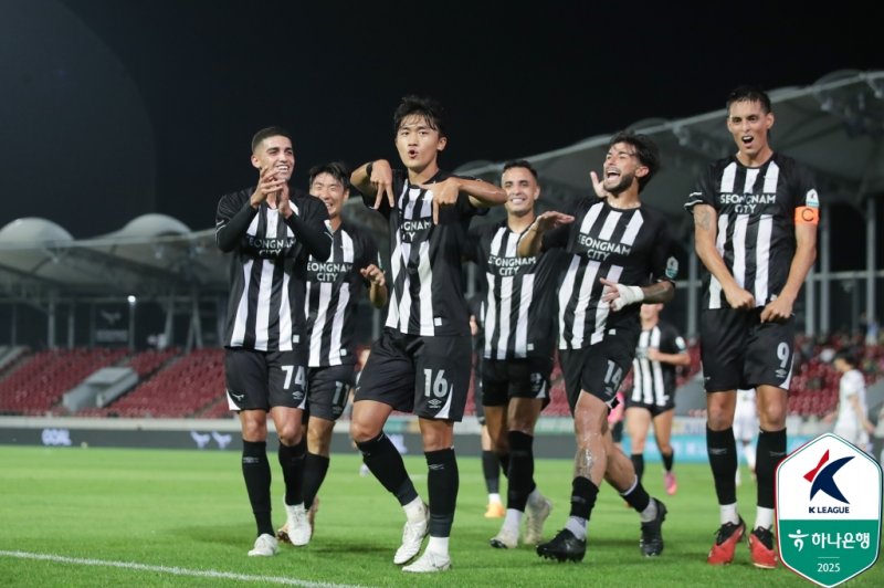 [서울=뉴시스] 프로축구 K바카라사이트 순위2 성남FC. (사진=한국프로축구연맹 제공) *재판매 및 DB 금지