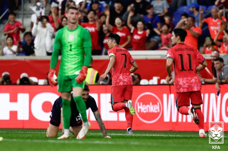 [서울=뉴시스]손흥민, 미국전 선제골. (사진=대한축구협회 제공)